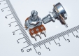 Переменный резистор 100КОм (потенциометр, короткая ручка 15 мм, диаметр 6мм)